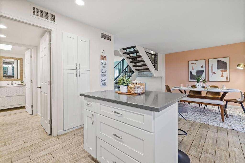 The Scott Pad - Remodeled Space, Large Pool, Centrally Located In The Heart Of Scottsdale! * Scottsdale